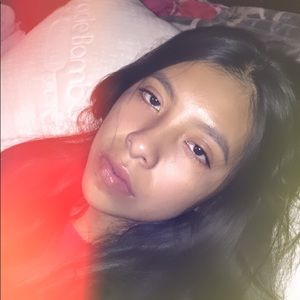 Meet your Posher, Dalia